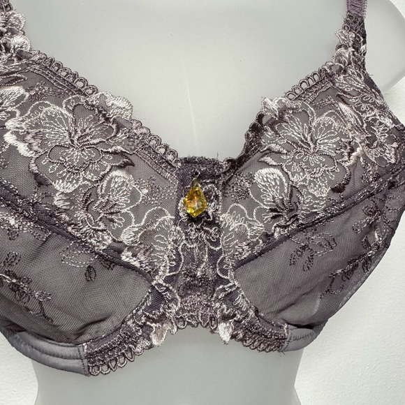 2/$20   Creme Bralee QT Intimates Colette Bra - Picture 4 of 10